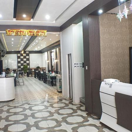 Nasional Hotel Gunungsitoli Bagian luar foto